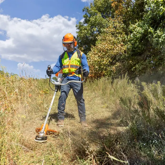 Stihl Fs 361 C-Em Professional Brushcutter 1